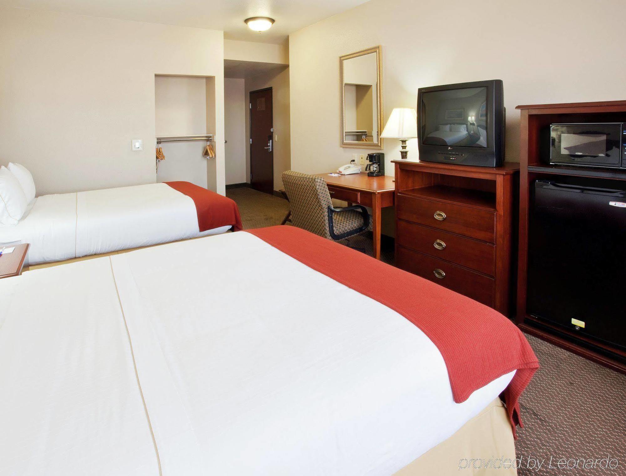 Holiday Inn Express- West Sacramento By Ihg Bilik gambar